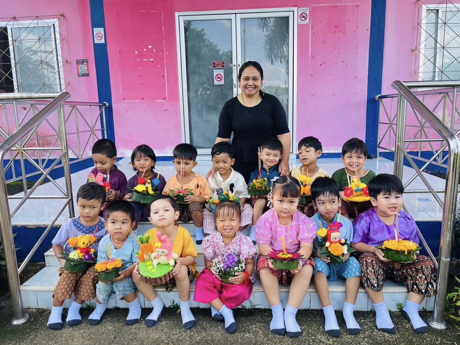 กิจกรรมสืบสานประเพณีวันลอยกระทงประจำปีพ.ศ ๒๕๖๘